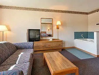 Super 8 By Wyndham 2*